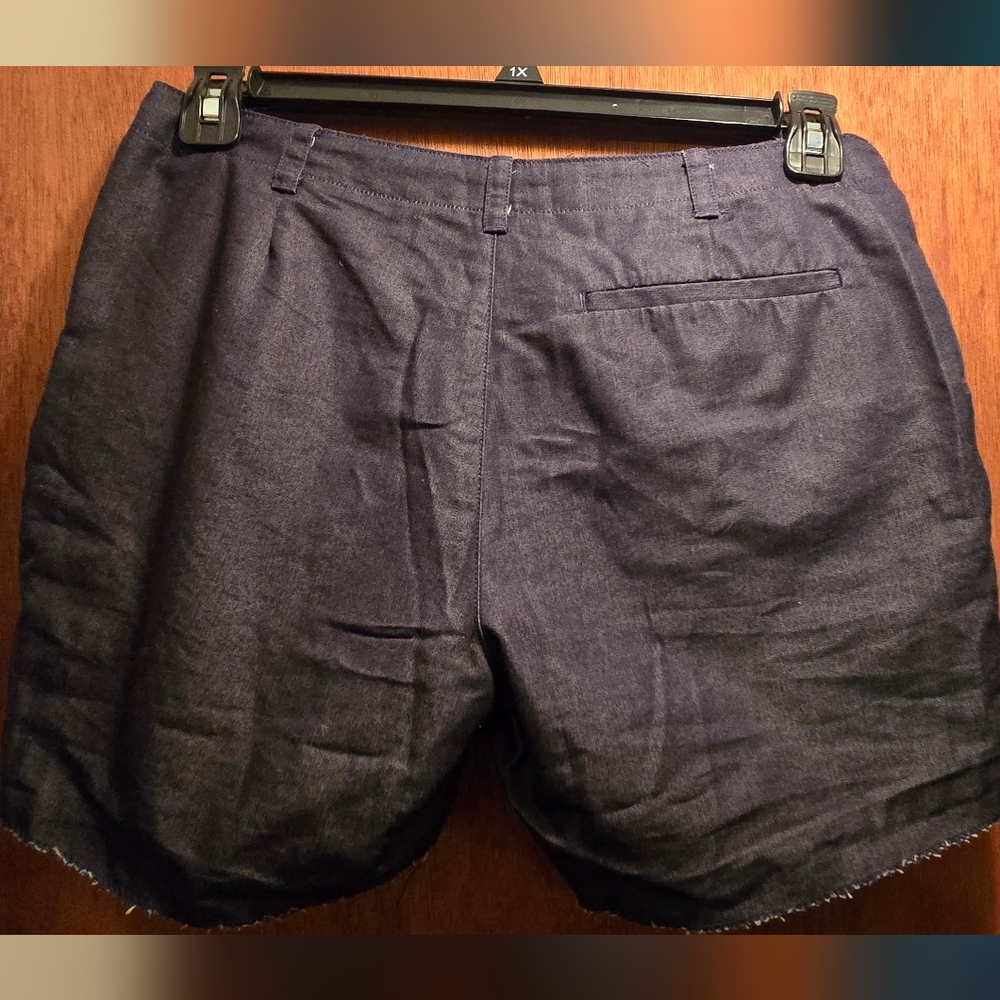 Banana Republic Dark Blue Women's Slack Shorts Sz6 - Picture 7 of 7